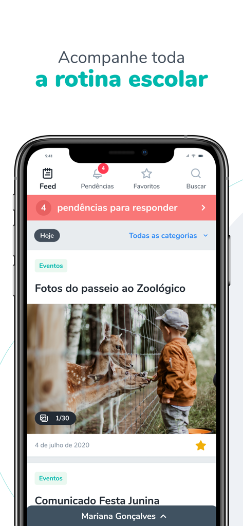 Sophia+ by Layersアプリのスクリーンショット。イベントの写真や通知を含む学校のルーティンフィードが表示されています。