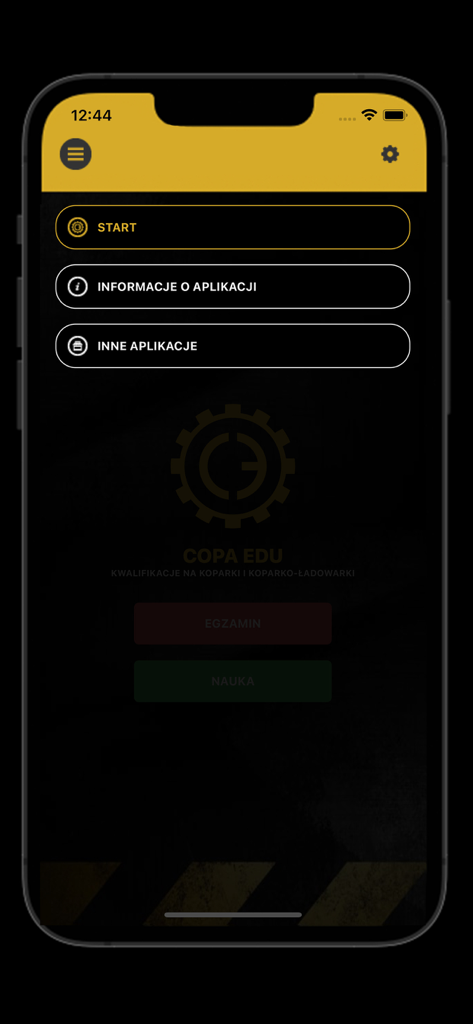 Copa Edu - Menú principal de la aplicación Copa Edu mostrando opciones para formación y exámenes de operador de excavadora