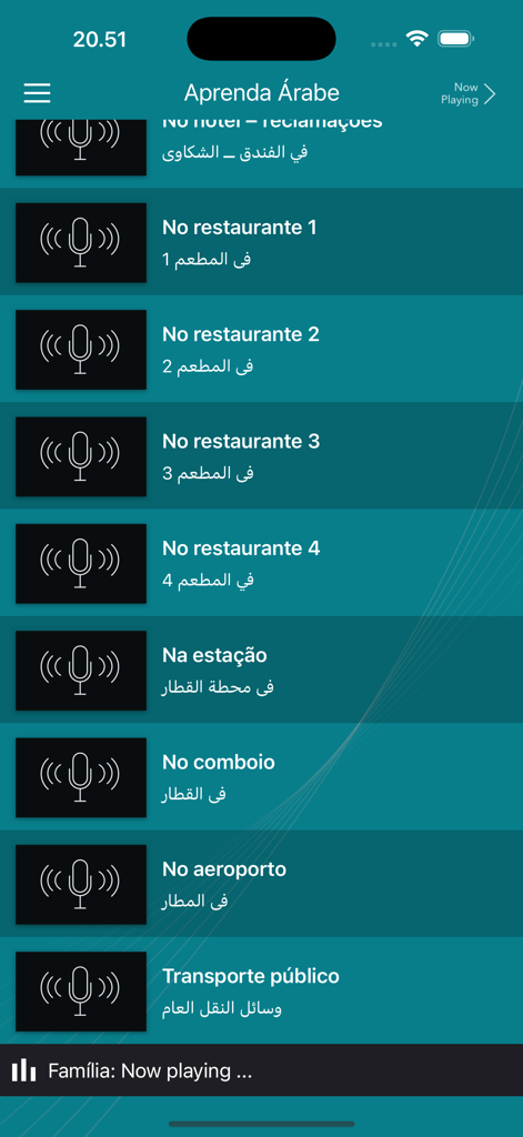 Aprenda árabe facilmente - App interface displaying a list of Arabic audio lessons for common travel situations like restaurants and airports