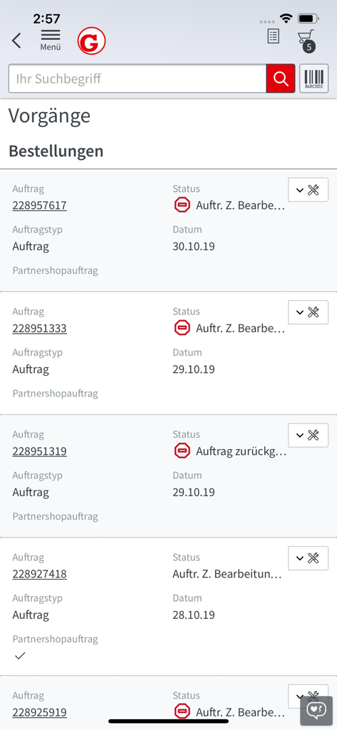 GRANIT PARTS - Cronologia ordini e schermata di tracciamento nell'app GRANIT PARTS che mostra numeri d'ordine e aggiornamenti di stato