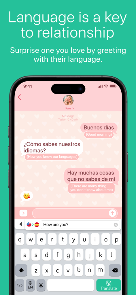 Translate Keyboard+ Translator - スマートフォンの画面に、Translate Keyboardアプリを使用したリアルタイム翻訳のチャット会話が表示されています。