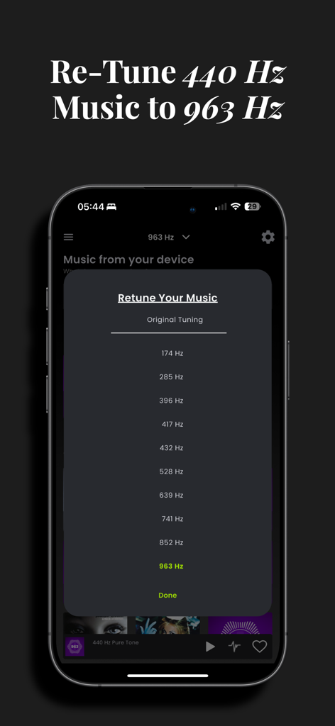 963 Player Plusアプリのインターフェースが表示され、リアルタイムの音楽再調整のためのソルフェジオ周波数のリストが表示されているスマートフォンの画面。