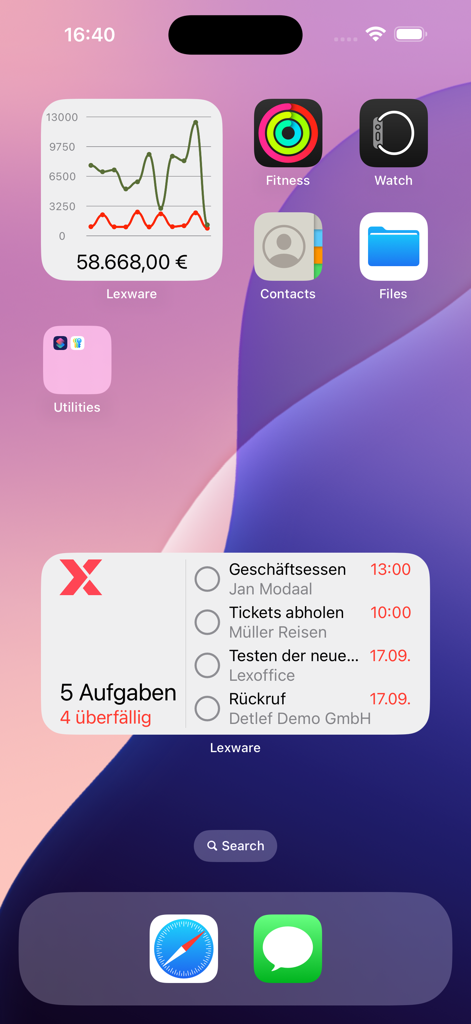 Lexware App-Widgets auf dem iPhone-Homescreen, die ein finanzielles Umsatzdiagramm und eine Liste von Geschäftsaufgaben anzeigen