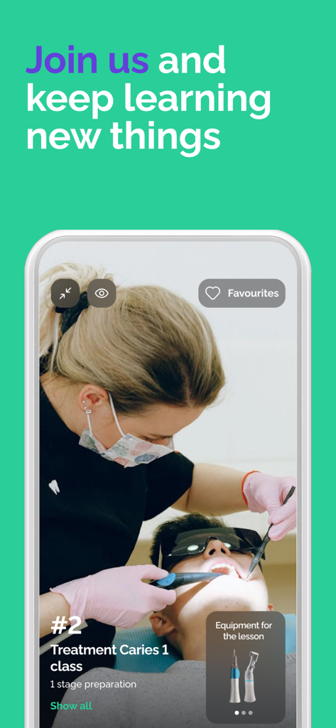 덴탈 스킬 앱에서 장비 목록과 함께 충치 치료에 대한 비디오 강의를 시청하는 치과 학생