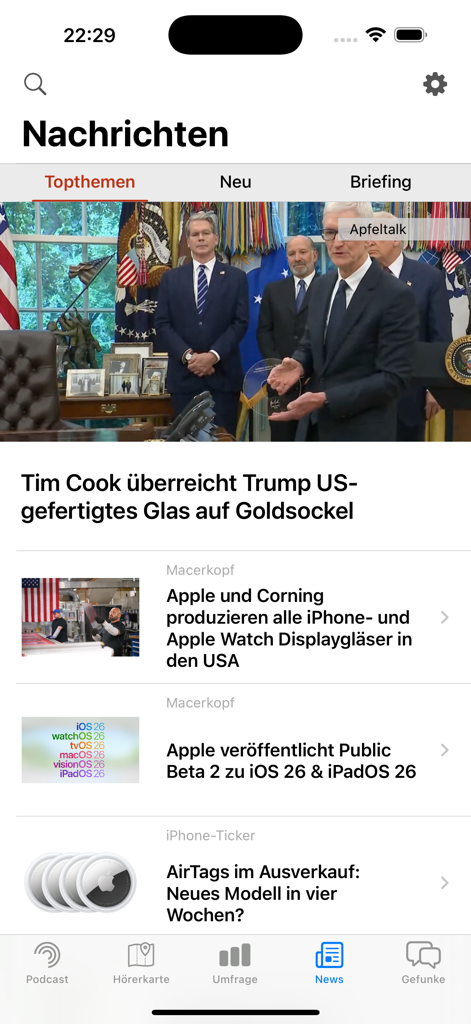 Funkgerät - Der Nachrichtenbereich der Funkgerät-App zeigt verschiedene schlagzeilen und Artikel im Zusammenhang mit Apple.