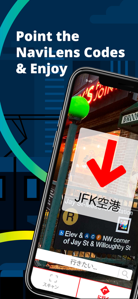 Interfaz de la aplicación NaviLens GO que muestra un teléfono inteligente escaneando una etiqueta de navegación en la entrada de una estación de metro.