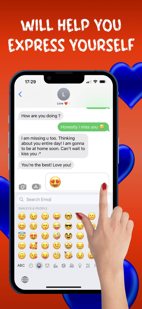 Una mano seleccionando un emoji de ojos de corazón de un teclado personalizado dentro de una conversación romántica en un smartphone