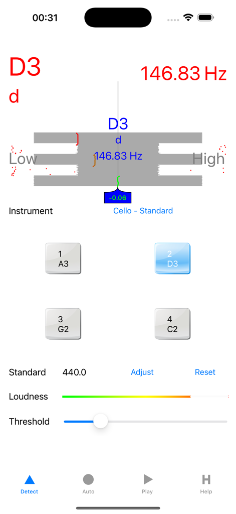 Accurate Cello Tuner - Interfaz de la aplicación Afinador Preciso de Violonchelo mostrando una nota Re3 siendo afinada a 146.83 Hz con controles de tono y umbral.