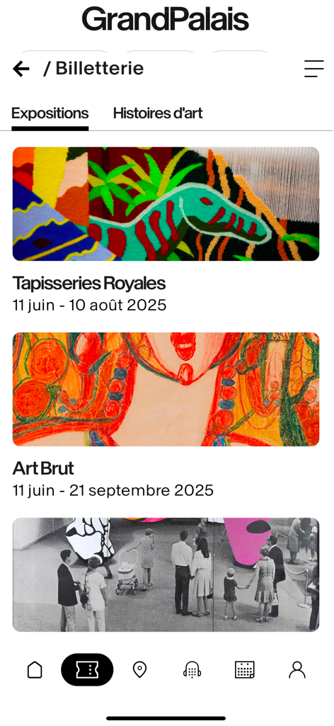 Schermata di acquisto biglietti dell'app Grand Palais Paris che mostra un elenco di mostre come Royal Tapestries e Art Brut