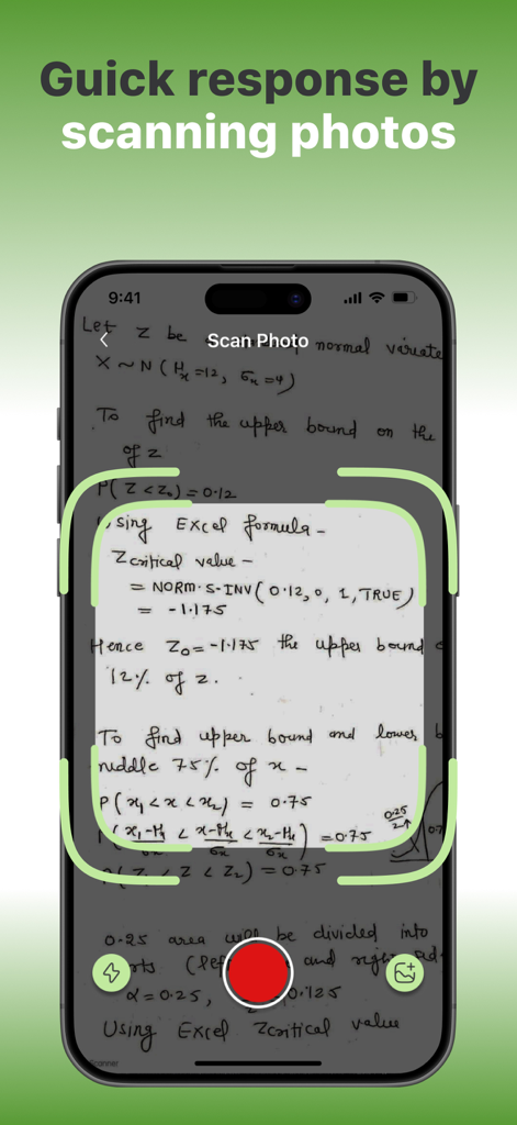 Ein Smartphone, das handschriftliche Mathe-Notizen mit der KI-Hausaufgabenhelfer-App für schnelle Lösungen scannt.