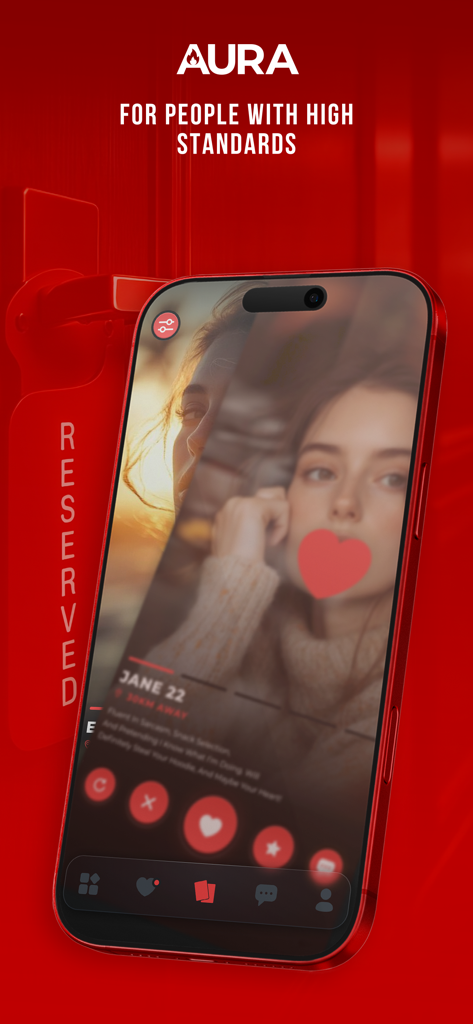 Interface do aplicativo de namoro premium Aura mostrando um perfil em um smartphone vermelho com o texto Para pessoas com altos padrões