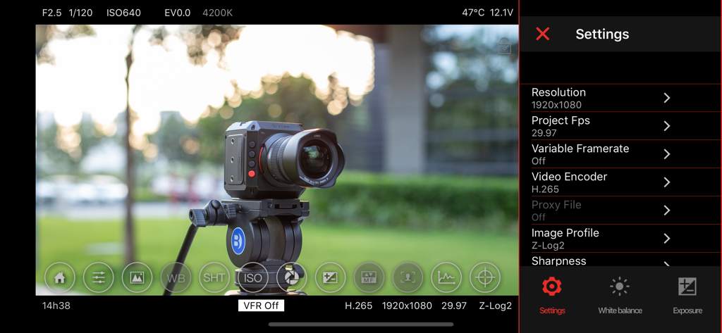 Z Camera App - Z Camera app interface showing remote camera settings and live preview of a camera on a tripod