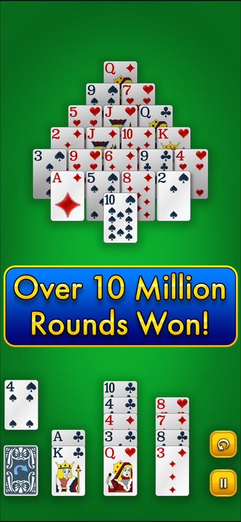 Gameplay di Pyramid Solitaire Classic con un banner che celebra oltre 10 milioni di round vinti su uno sfondo verde.