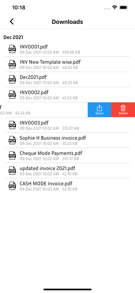 Easy Invoice & Estimate Maker - List of downloaded PDF invoices with options to share and delete.