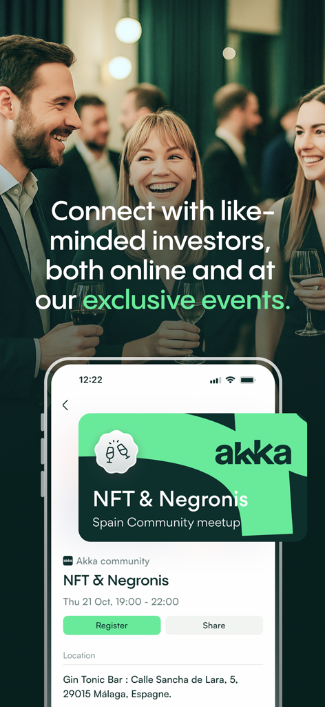 Akka - Grupo de inversores en un evento exclusivo con la aplicación Akka mostrando una pantalla de registro de meetup