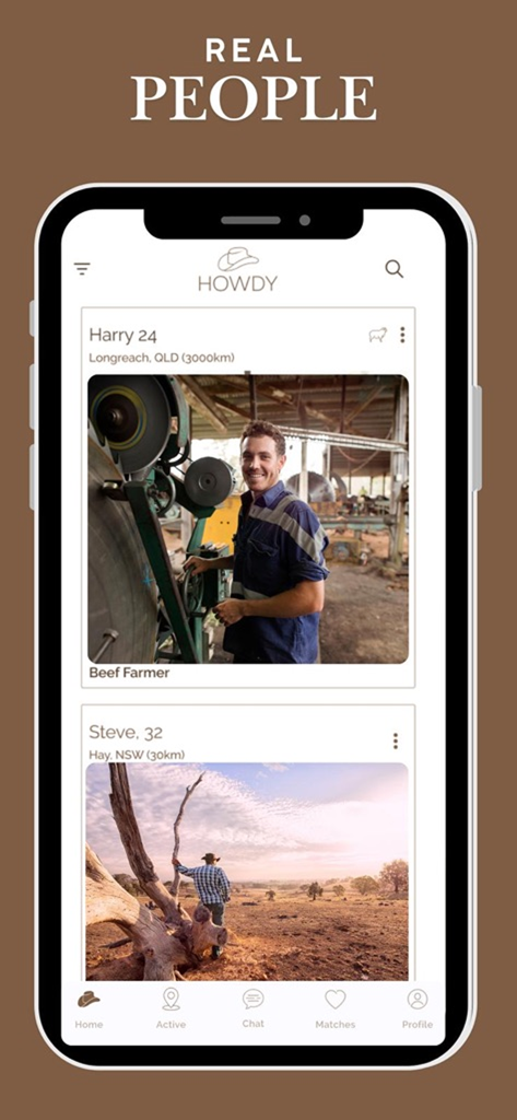Howdy Global - Pantalla de teléfono móvil que muestra un feed desplazable de perfiles de citas rurales auténticos en la app Howdy Global