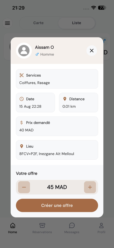 Mobile interface of the Yada Coiffure app showing a booking request for haircut and shaving services with price bidding