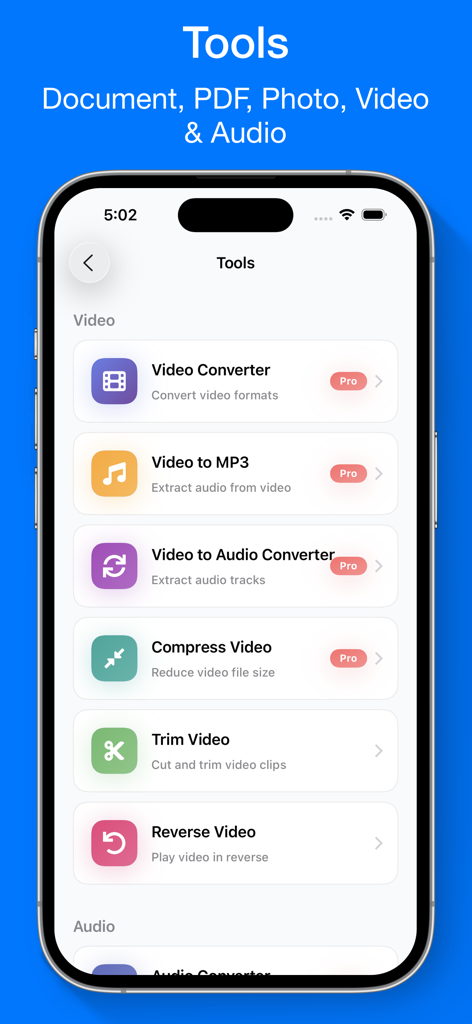 Interfaz de la aplicación iFiles que muestra varias herramientas de edición y conversión de vídeo como Convertidor de Vídeo y Recortar Vídeo.