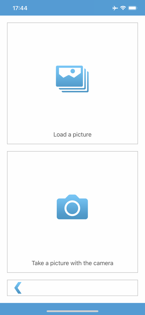 Biometric Passport Photo - Screen showing options to load a picture or take a new photo with the camera