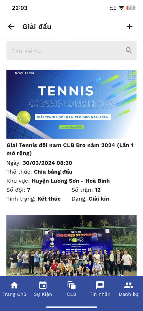 Sport Connect - Interface do aplicativo móvel Sport Connect mostrando uma listagem de eventos de campeonato de tênis com detalhes do torneio e foto do grupo de participantes.