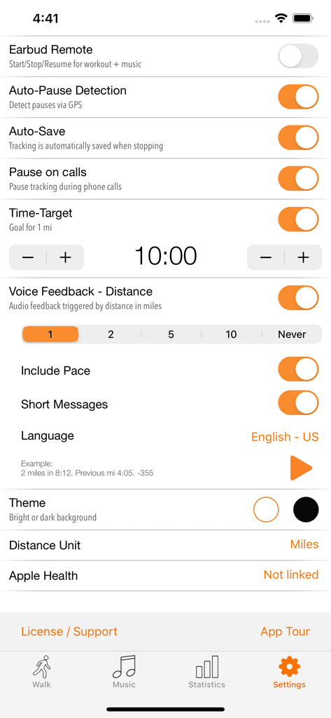 walk.App - Walking with GPS - 音声フィードバック、自動一時停止、時間目標のカスタマイズオプションを表示するwalk.Appの設定画面。