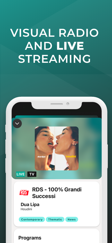 FM world radio app interface showing visual radio and live streaming features