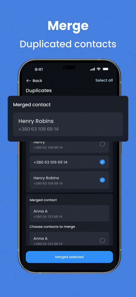 Free Up Storage - Cleanup Guru - Écran de smartphone montrant la fonctionnalité de fusion des contacts dupliqués dans l'application Cleanup Guru.