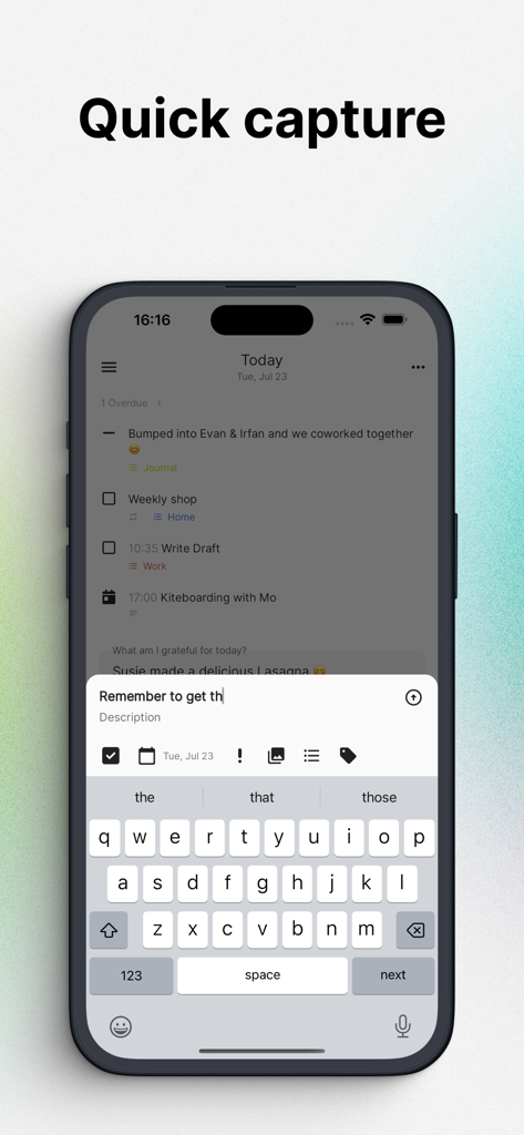 Pantalla de iPhone mostrando la función de captura rápida en la aplicación Bullet Journal con un teclado activo.