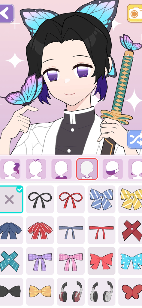 Una pantalla de personalización en Vlinder Avatar Maker que muestra una chica de anime con pasadores de mariposa y una katana siendo vestida con varios accesorios de lazo.