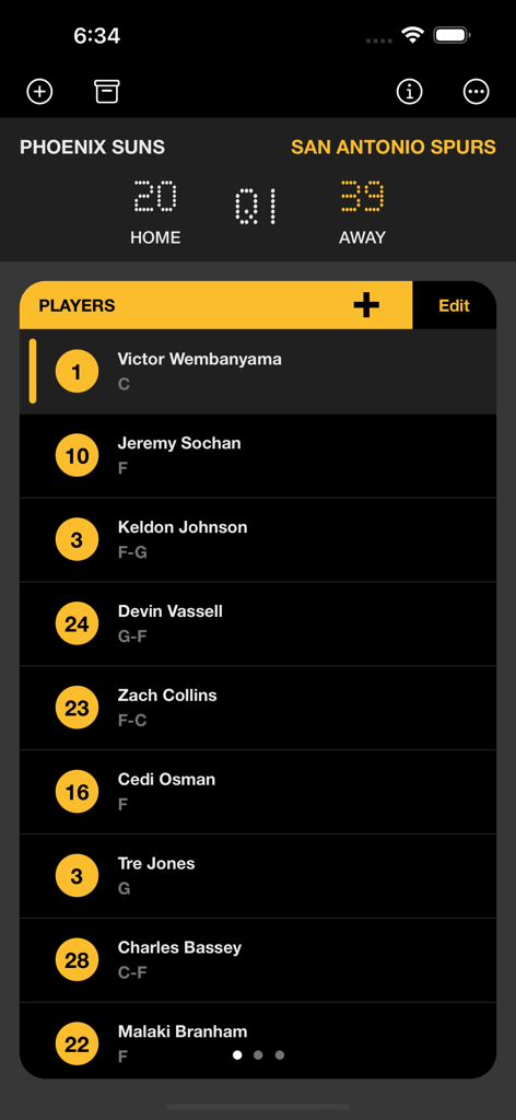 Basketball stat tracking app displaying player roster and live game score for San Antonio Spurs