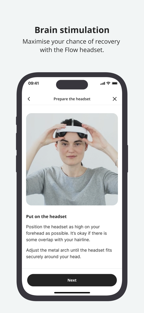 뇌 자극 헤드셋 착용 방법을 안내하는 Flow 앱의 단계별 가이드