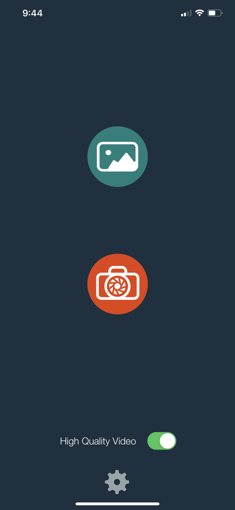 My Moment Pro - Main interface of My Moment Pro app featuring video selection and camera buttons with a high quality video toggle