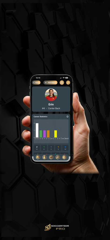 Soccerteer Pro - Pantalla de la aplicación Soccerteer Pro que muestra el perfil de un jugador de fútbol juvenil con estadísticas de carrera y gráficos de rendimiento