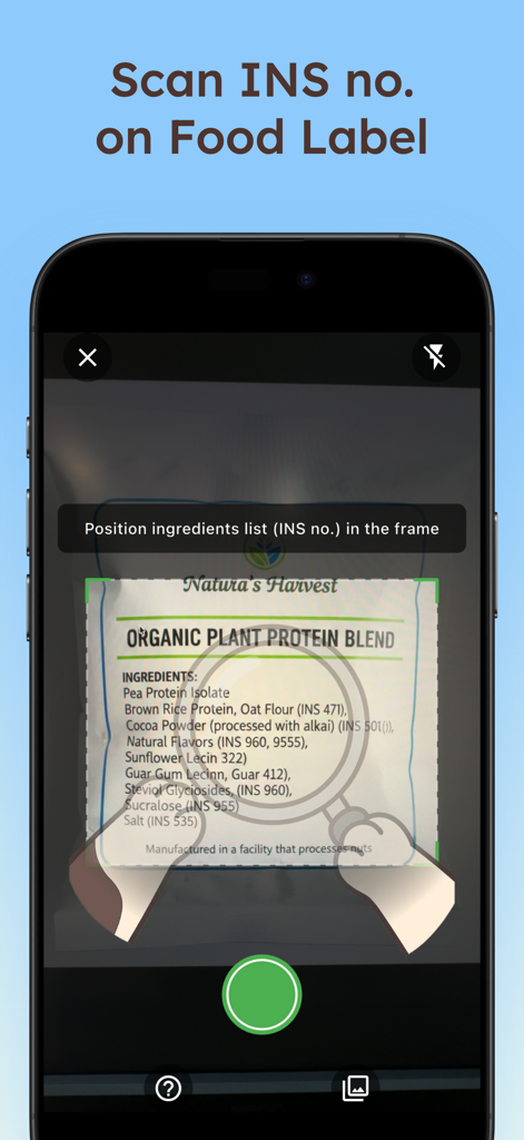 INS Scanner by Miki - Interfaz de la aplicación móvil mostrando la cámara escaneando una lista de ingredientes en un paquete de alimentos para identificar códigos de aditivos INS