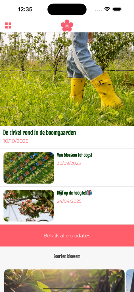 Bloesemalert - The news feed section of the Bloesemalert app showing seasonal blossom and harvest updates