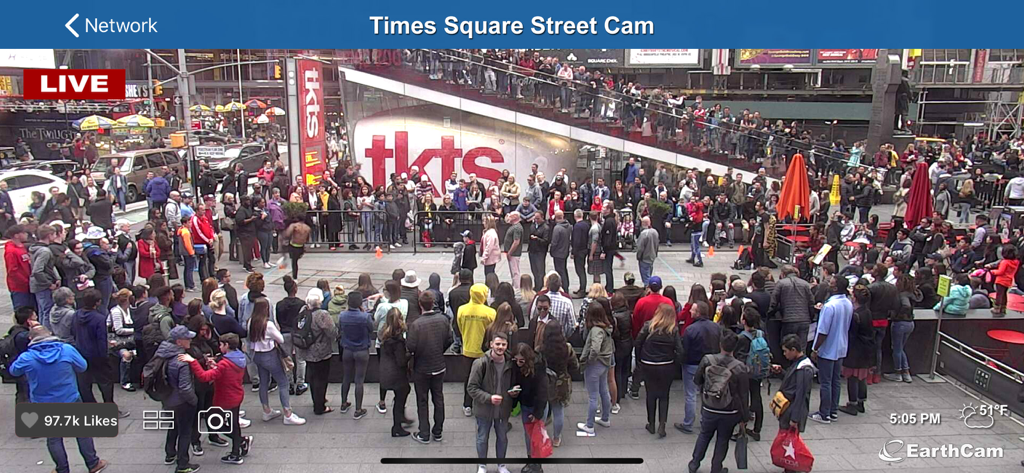 Live HD webcam feed of Times Square New York City