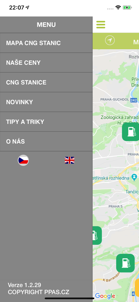 Menú de navegación de la aplicación Estaciones de GNC que muestra opciones como mapa y precios sobre un mapa de estaciones de combustible