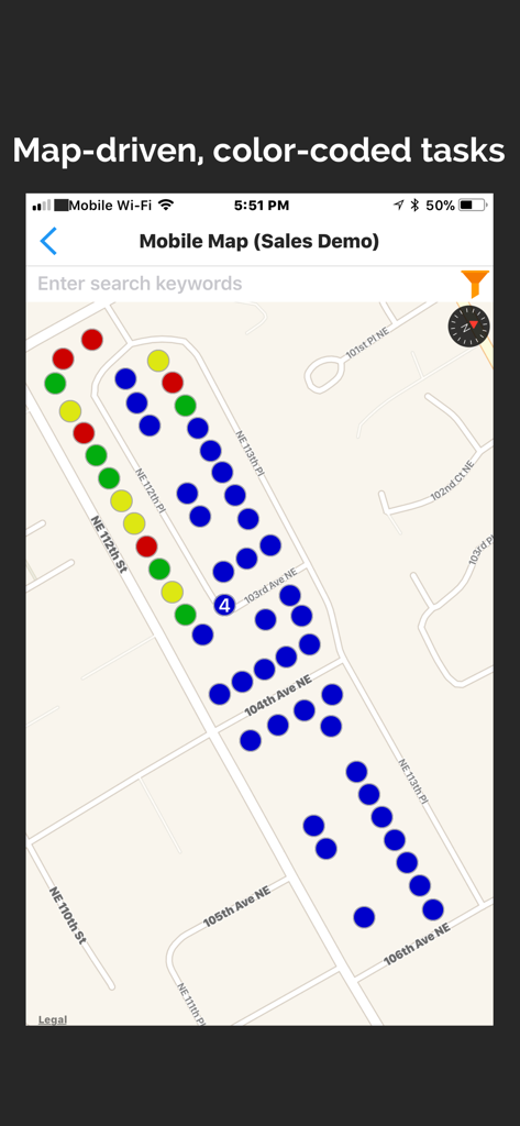 Vista de mapa móvil que muestra ubicaciones de tareas codificadas por colores y operaciones de campo en tiempo real