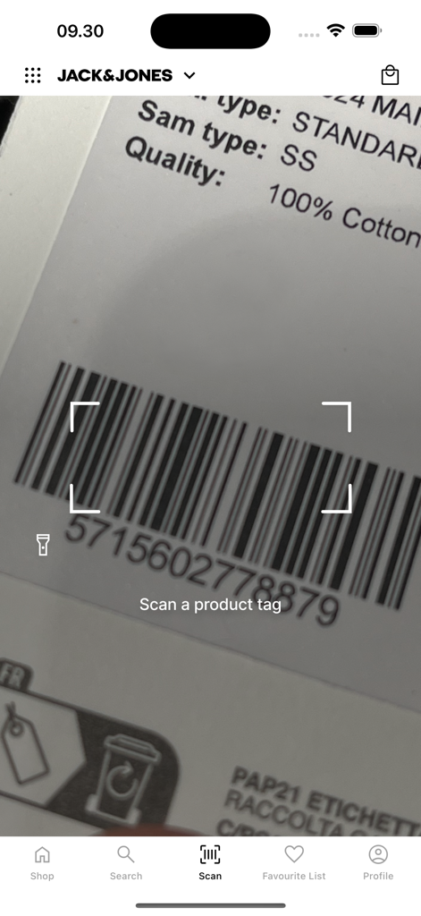 Fonctionnalité de scanner de code-barres intégrée à l'application BESTSELLER MORE pour scanner les étiquettes de produits de détail.