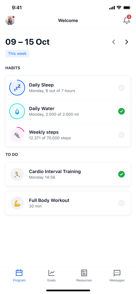 Online Coach - Dashboard of the Online Coach app showing habit tracking and daily workout tasks
