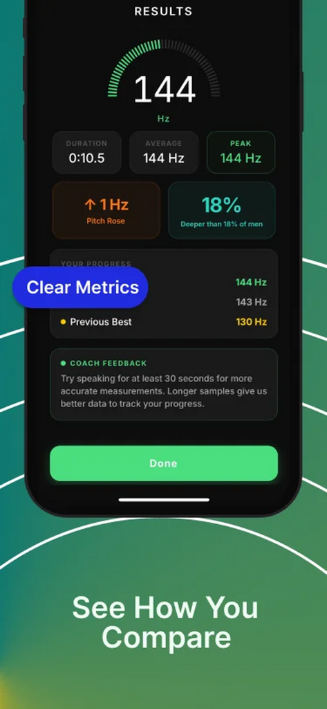 DEEPR - Deep Voice Training - Una pantalla de aplicación móvil que muestra los resultados del análisis vocal, incluida la frecuencia en Hertz, el cambio de tono y un porcentaje de comparación con otros usuarios.