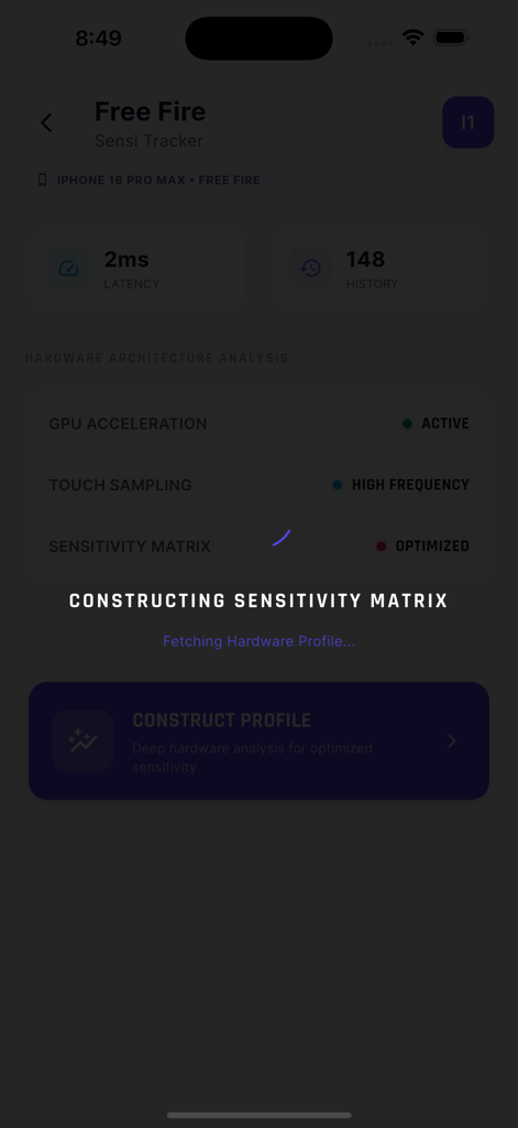 Sensi Tracker - Pantalla de la aplicación Sensi Tracker que muestra el análisis de la arquitectura del hardware y la construcción de la matriz de sensibilidad para Free Fire en un iPhone.
