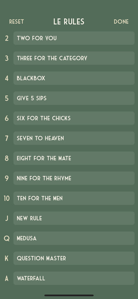 Kings Card Game - Interface do jogo de cartas Kings mostrando uma lista personalizável de regras para cada carta