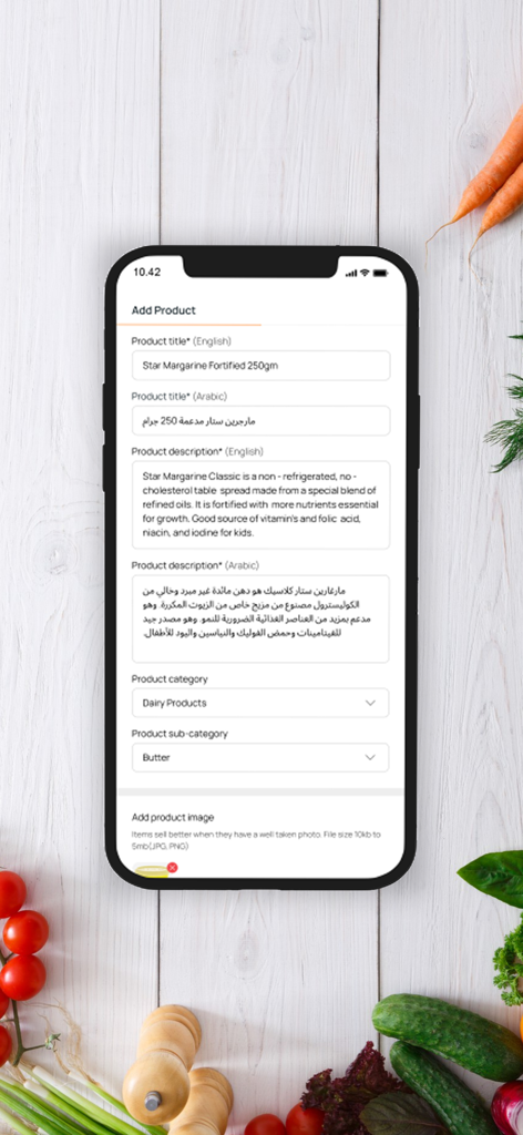 Karrot Partner - Una interfaz de la aplicación Karrot Partner que muestra un formulario de Agregar Producto con campos para títulos de producto bilingües, descripciones, categorías y carga de imágenes.