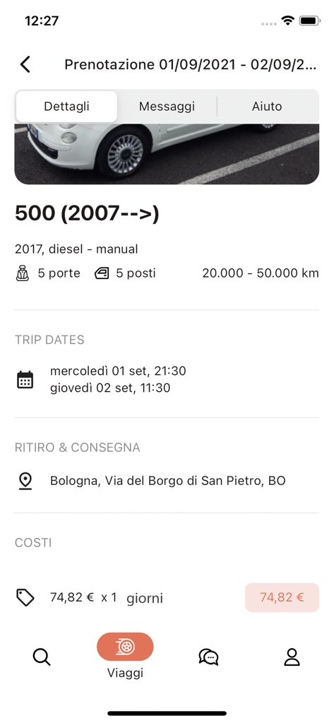 Auting - Pantalla de la aplicación Auting que muestra los detalles de una reserva de alquiler de coche Fiat 500 en Bolonia