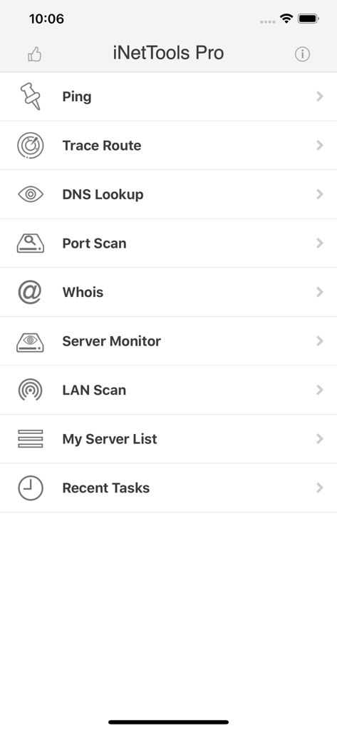 Le menu principal de l'application iNetTools Pro affiche une liste d'outils réseau, notamment Ping, Trace Route et DNS Lookup.