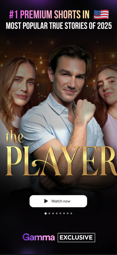 Un póster promocional para el cortometraje de GammaTime The Player con tres personas y un botón Ver ahora.