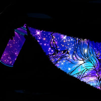 a realistic girl spray, painting