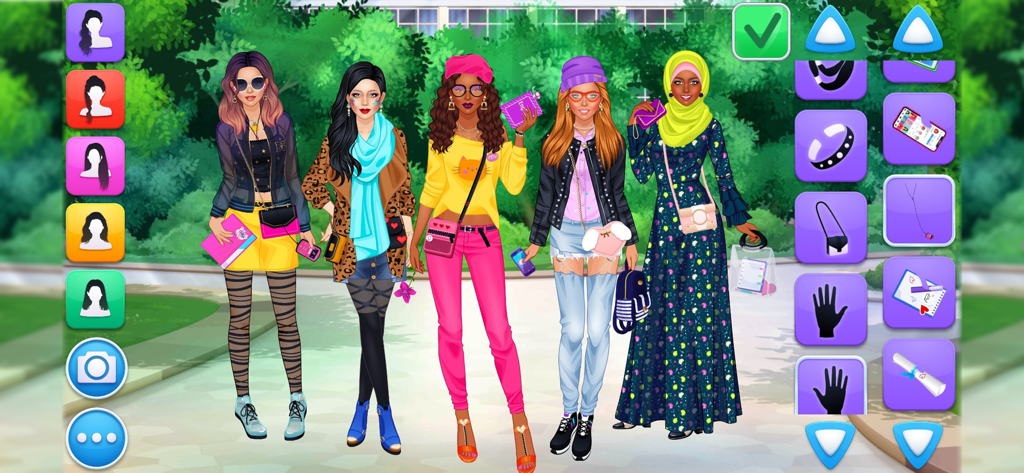 College Girl Team Makeover - Cinq filles de collège diverses dans des tenues et accessoires stylés se tenant ensemble dans un parc scolaire