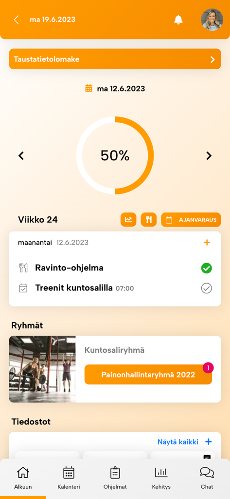 Finnish health and fitness app dashboard showing workout progress and weekly schedule